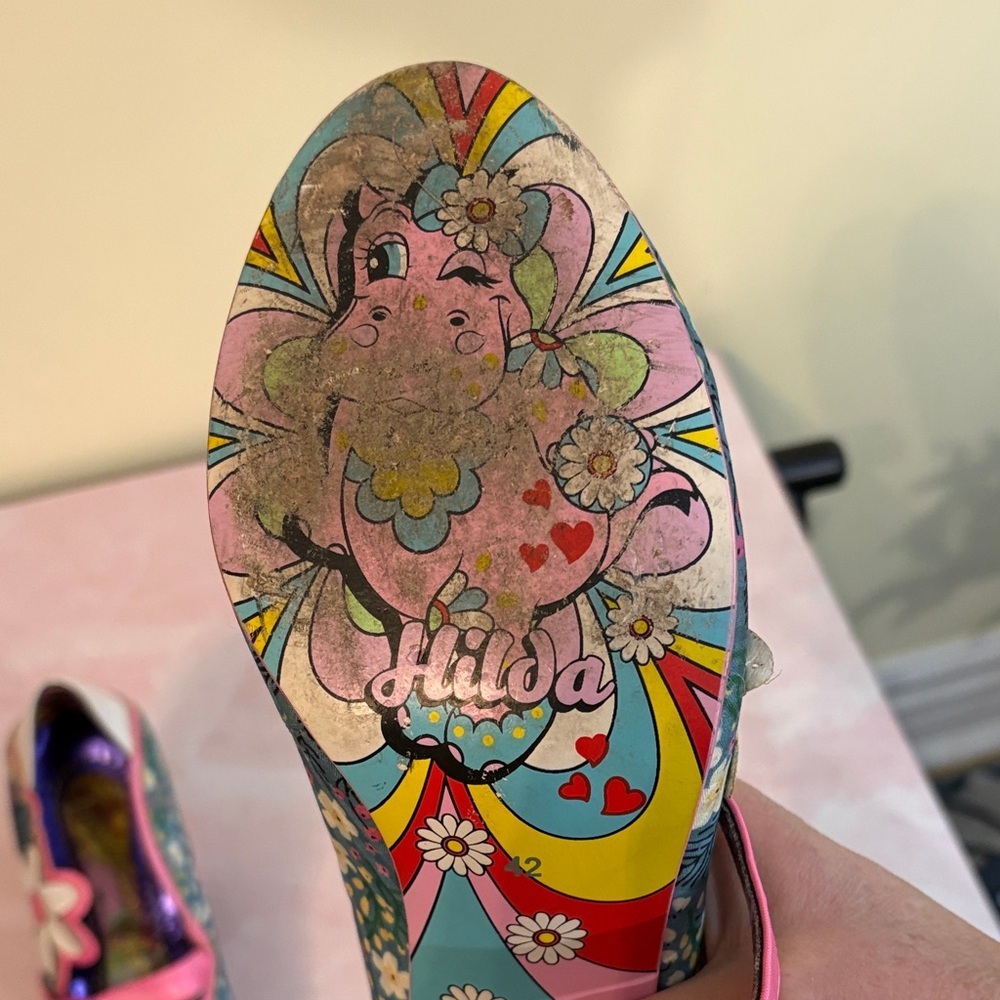 Irregular Choice Green Floral Mary Janes with Pink Straps - Picture 4 of 9